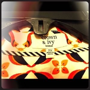 Crown & Ivy shirt