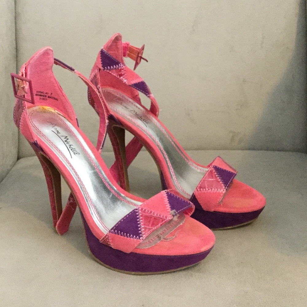 Pink patchwork heals