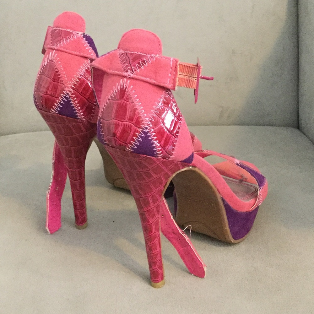 Pink patchwork heals - Picture 2 of 2