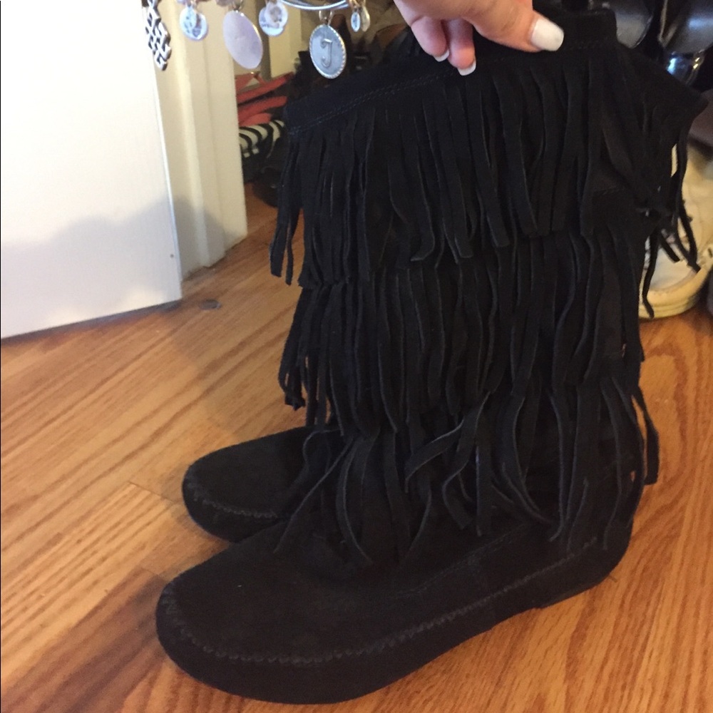 Lauren Conrad black fringe boots
