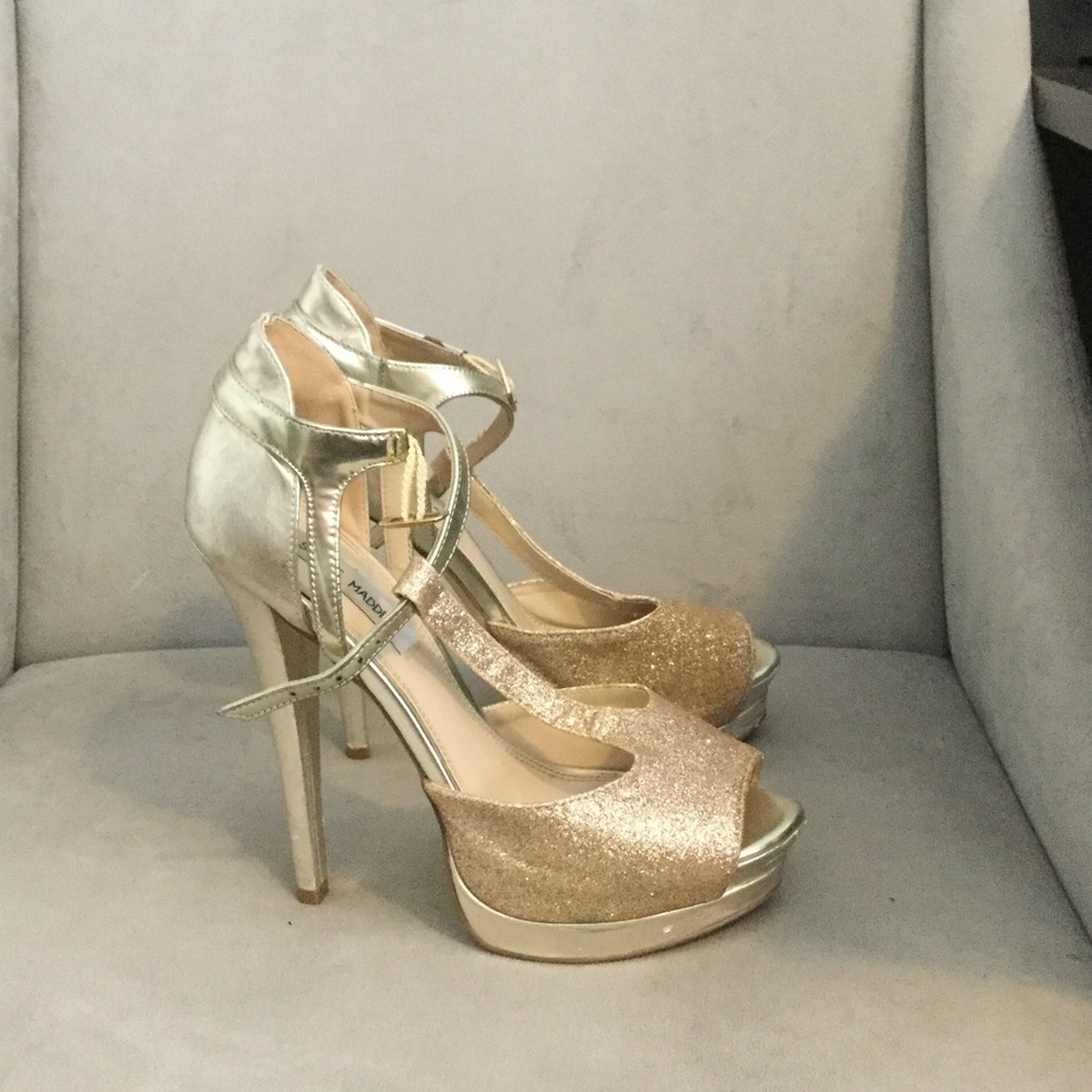 Platform gold dress shoes
