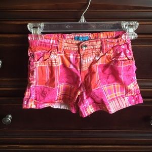 Adjustable waist pink shorts