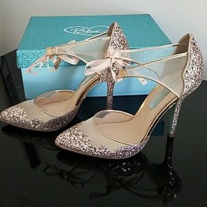 Blue by Betsey Johnson Stella in Champagne Glitter