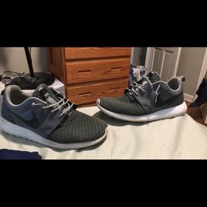 Nike Roshe Run Premium, size 12