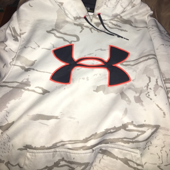 Men's under armour sweatshirt - Picture 2 of 4
