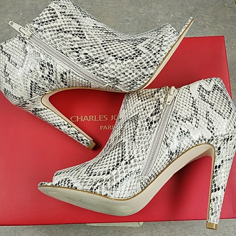 Charles Jourdan Peep Toe Booties