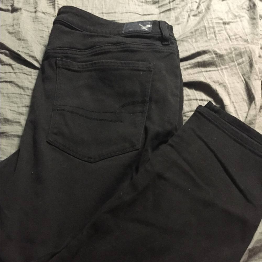 Black hi rise jeggings crop