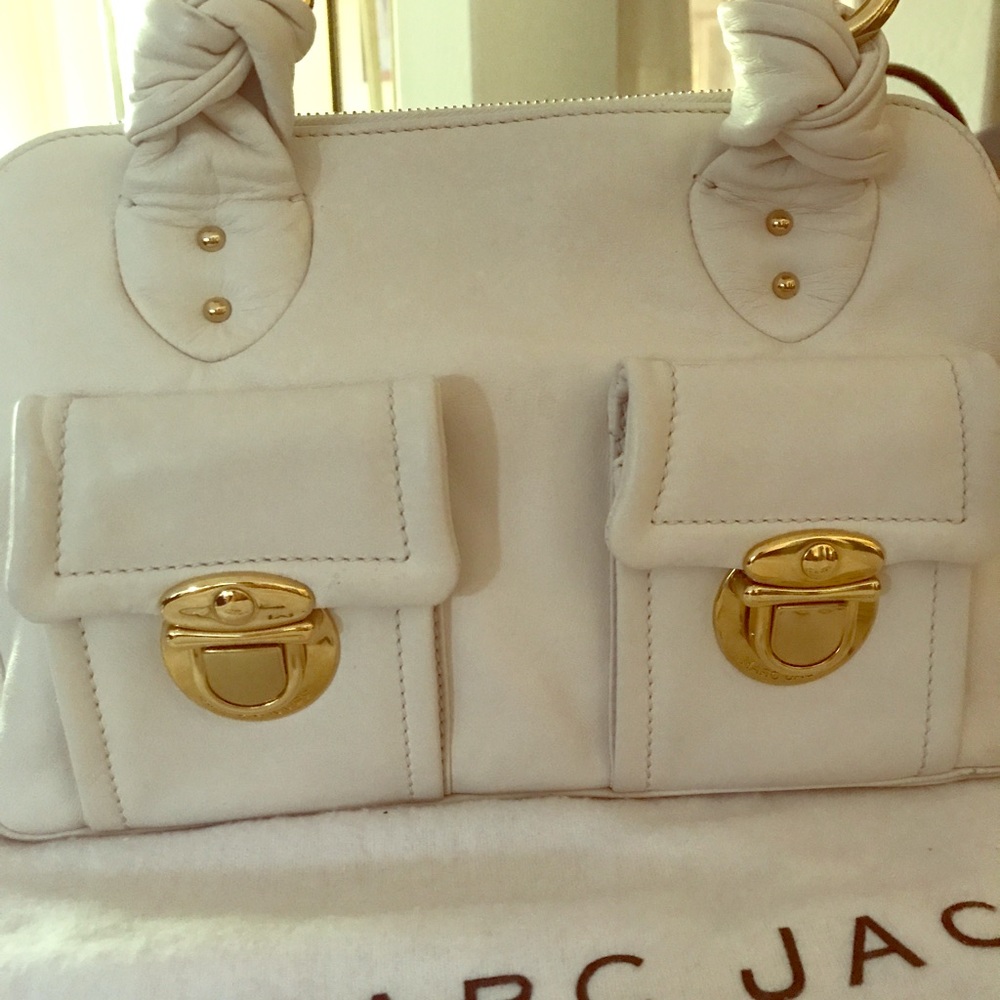 A beautiful, almost new, Marc Jacobs bag