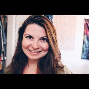 Meet your Posher, Leah