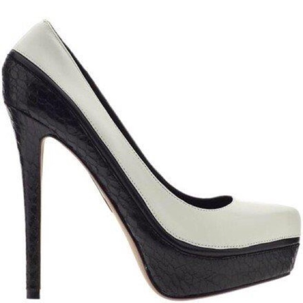 Boutique 9 Kya Black/White Platform Shoes