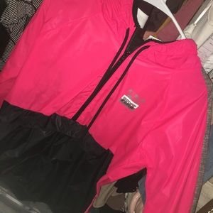 6 HOUR SALE!! VS PINK ANORAK | NWOT
