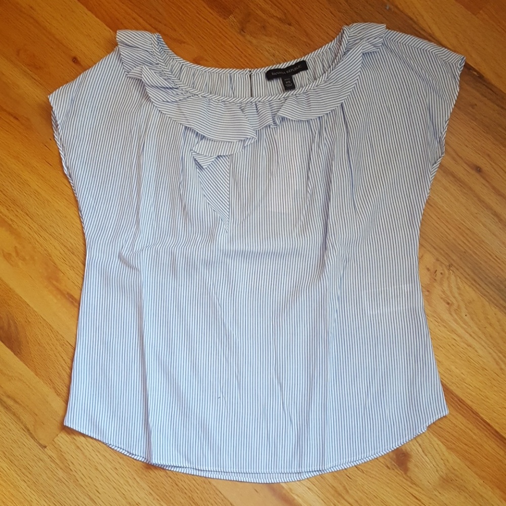 NWT Banana Republic Striped Ruffle Top