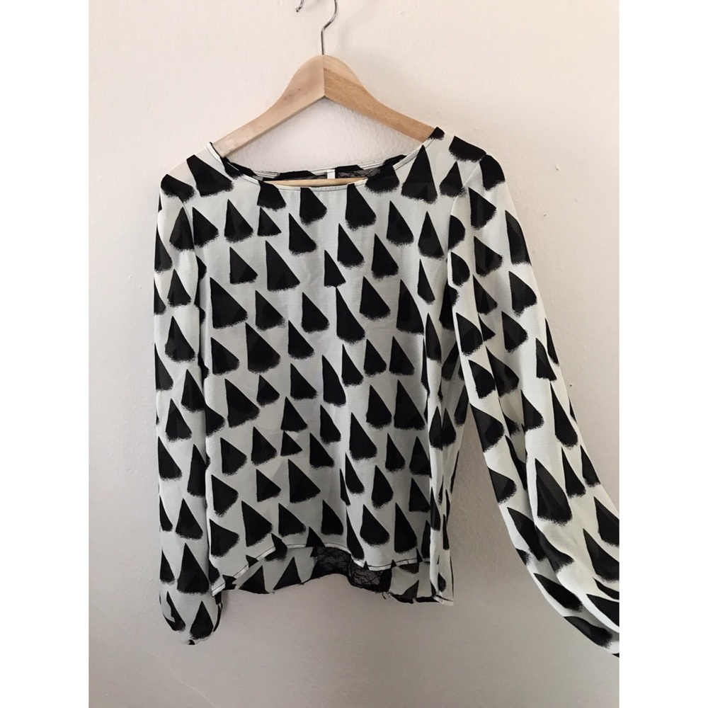 Women's patterned blouse