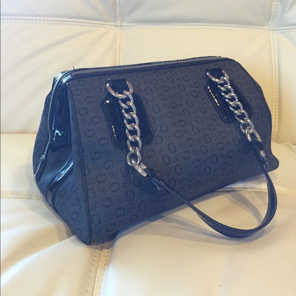 GUESS HANDBAG