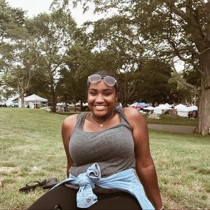 Meet your Posher, Tyana