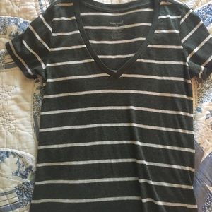 Super comfy stripped tshirt