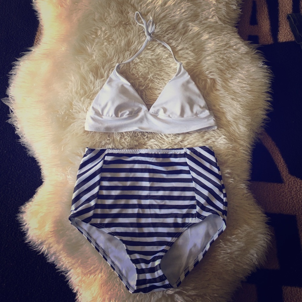 Black and white bikini bottoms with white top