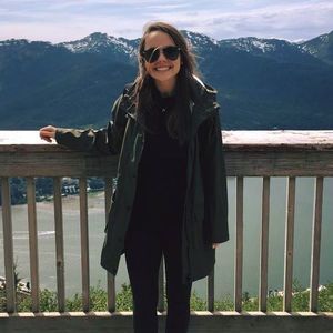 Meet your Posher, Brianna