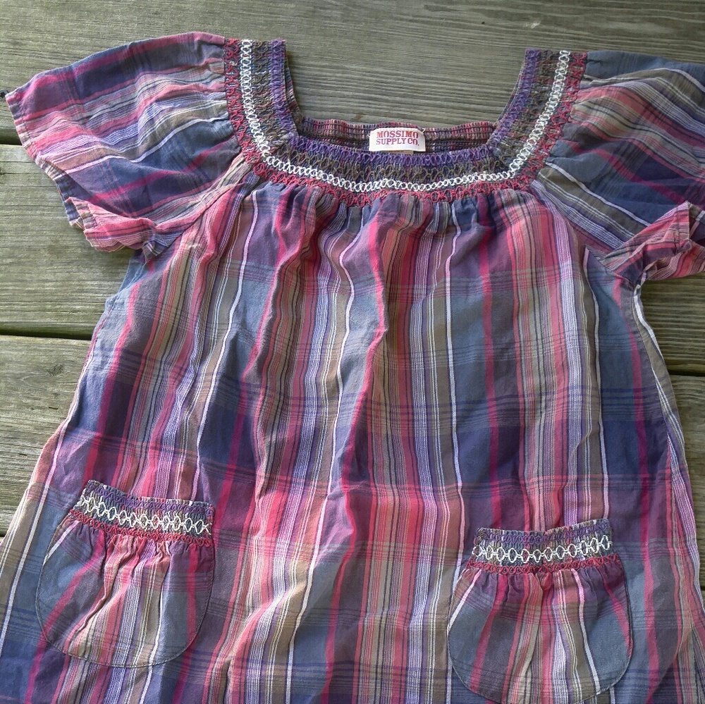 Cute plaid top with pockets sz Med