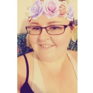 Meet your Posher, Nikki