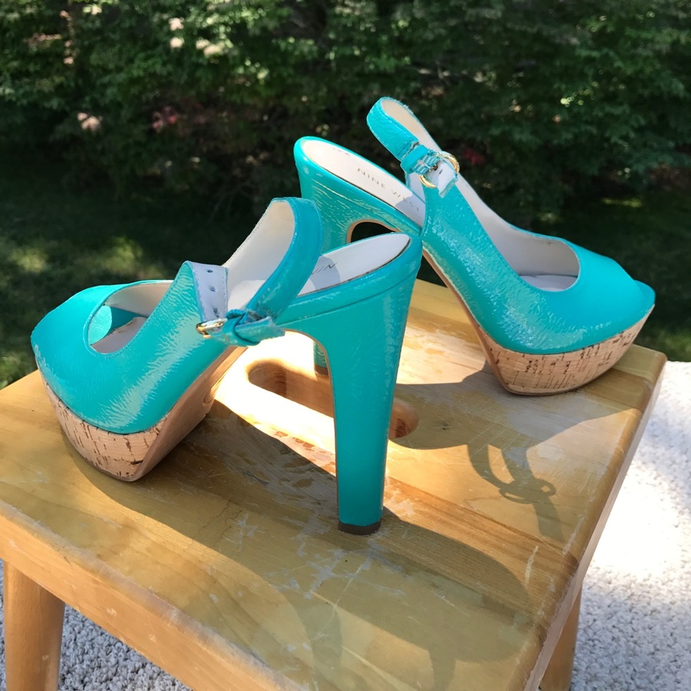 Brand New, Nine West "Closer" Peep Toe/Heels - 7.5