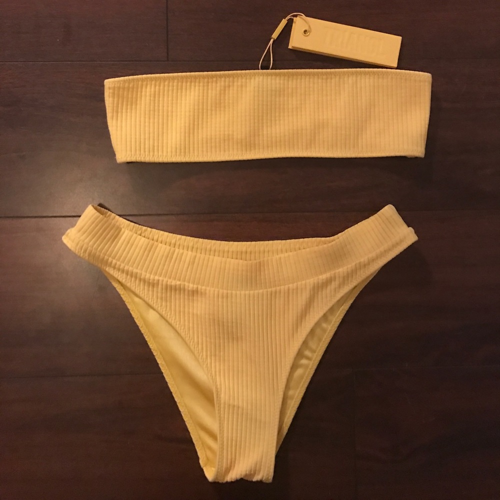 Triangl Allegra • $75 On Merc!