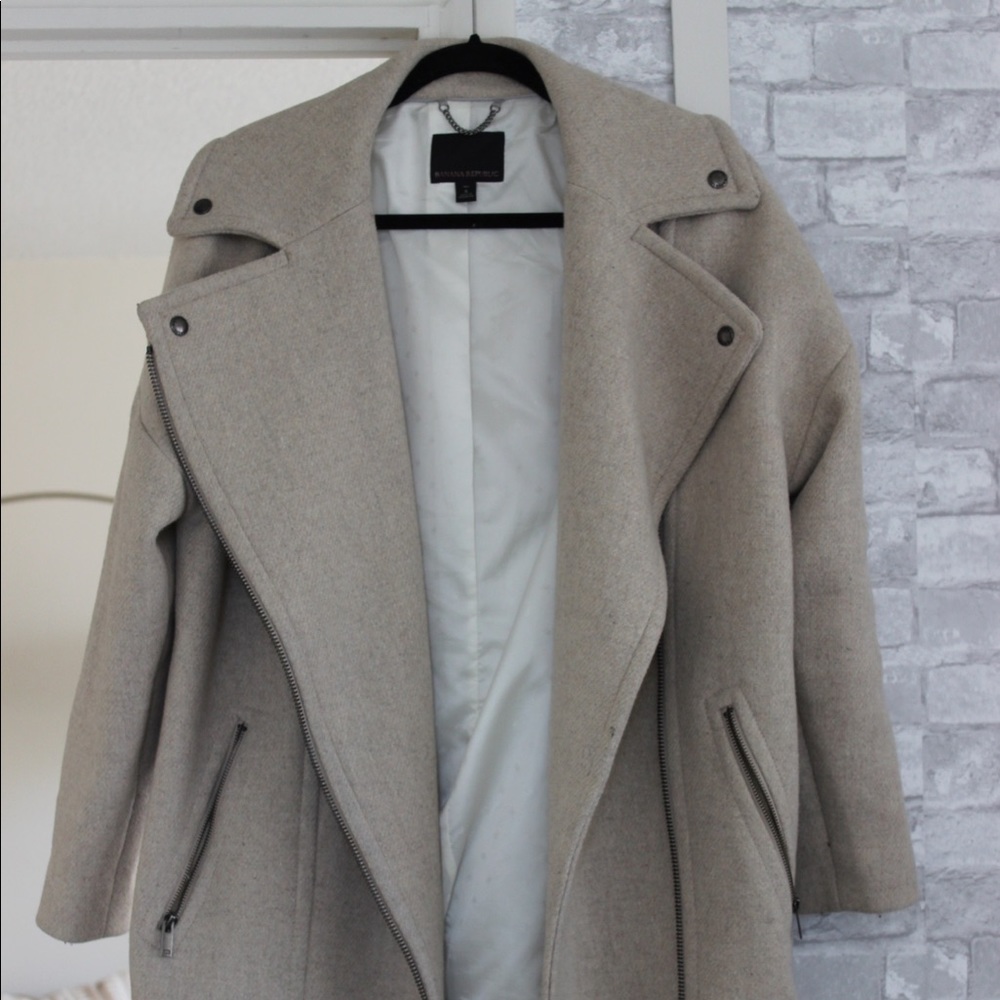 Banana Republic Double Breasted Beige Overcoat