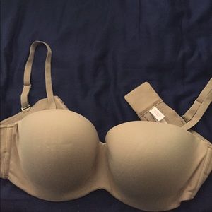 NWOT Victoria Secret Bra 38DD