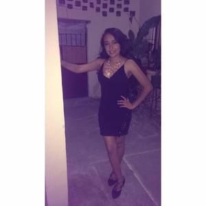 Meet your Posher, Daniela