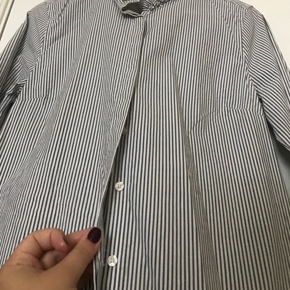 Crisp button down with jeweled collar - Picture 3 of 5