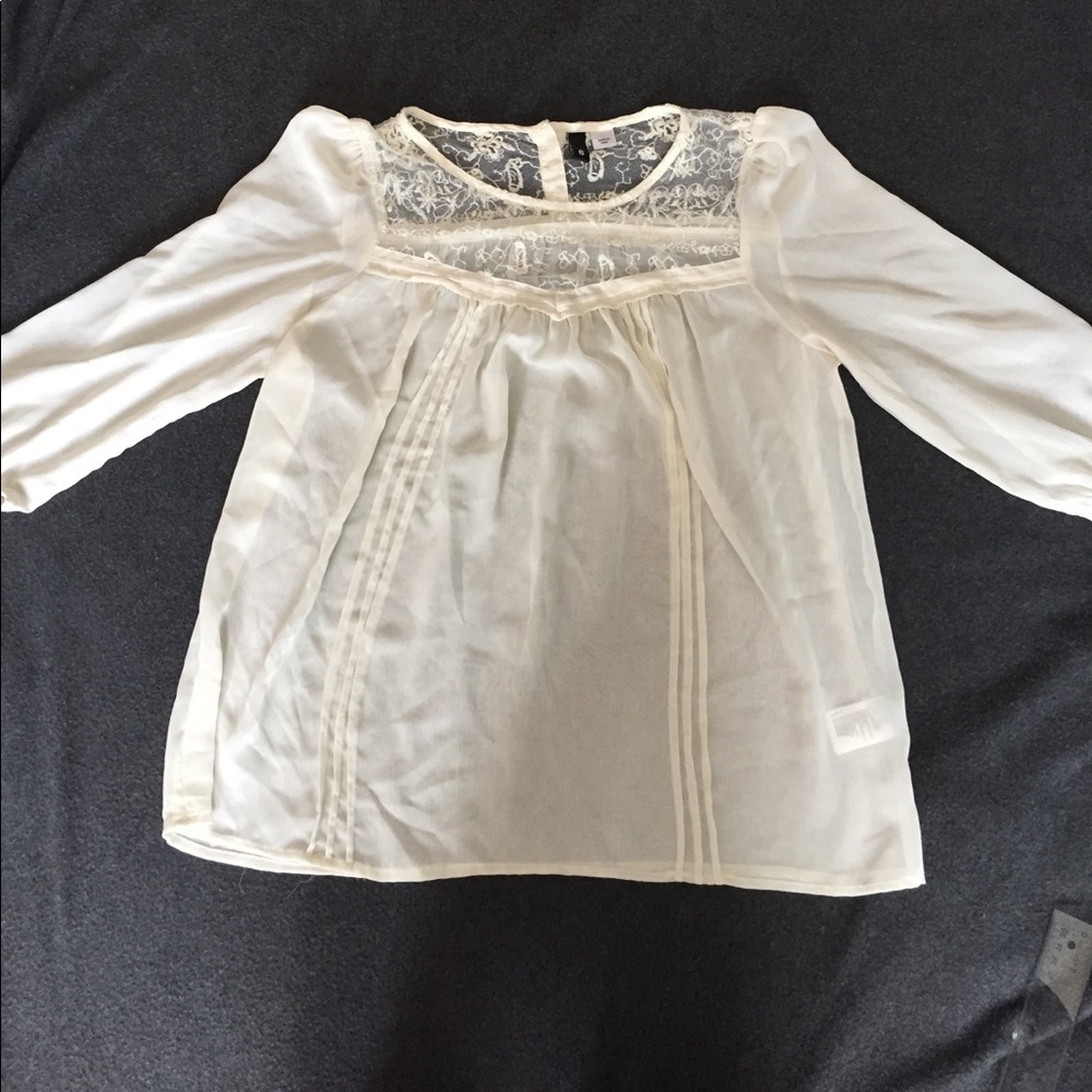 Cream Shear 3/4 Sleeve Blouse
