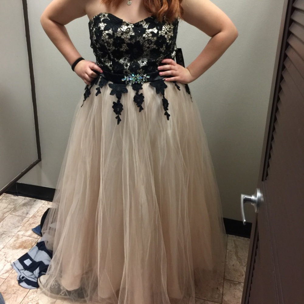 Dillard's prom dress