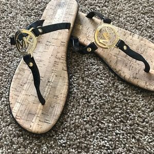 Michael Kors Size 7 Black & gold thong sandal