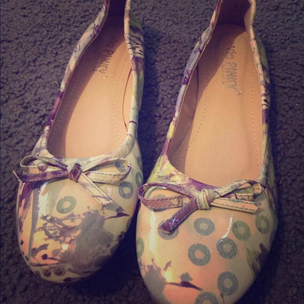 Pastel design flats