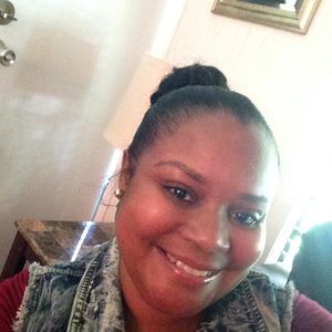 Meet your Posher, Terri