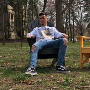 Meet your Posher, Devyn
