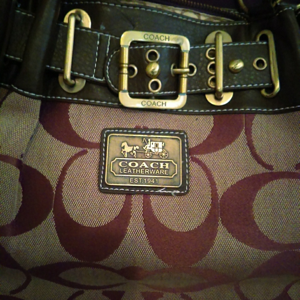 Coach Handbag - Picture 2 of 2