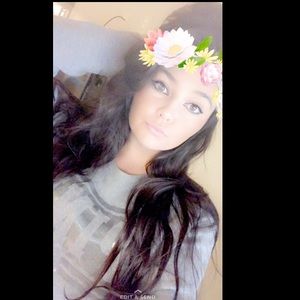 Meet your Posher, Melissa