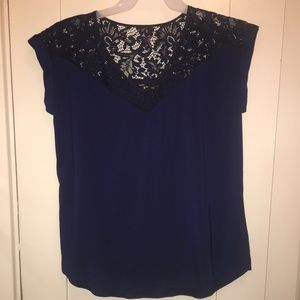 Beautiful NWT Express blouse