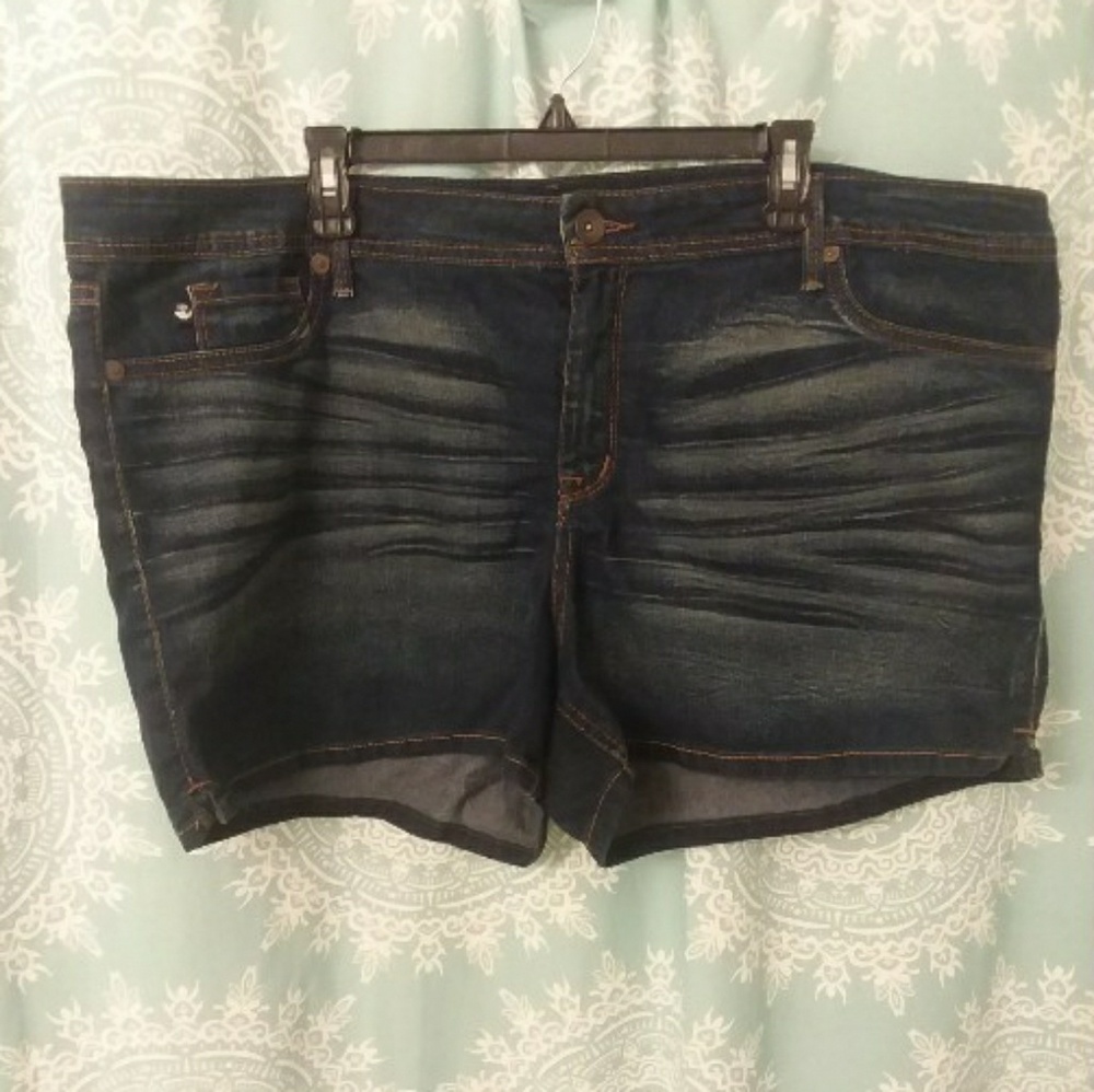 Torrid shorts with free gift!