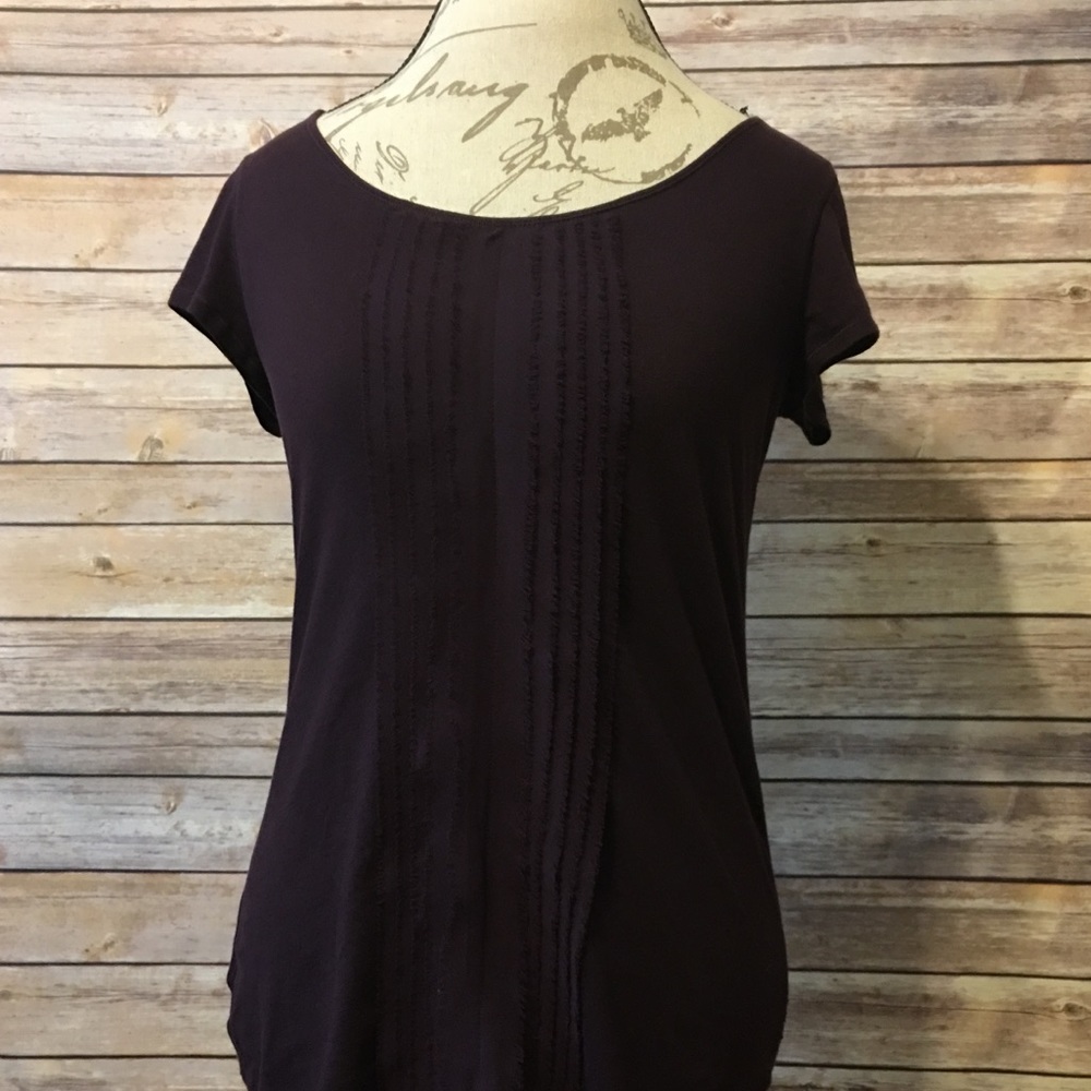 🔴 LOFT purple tee shirt with fringe
