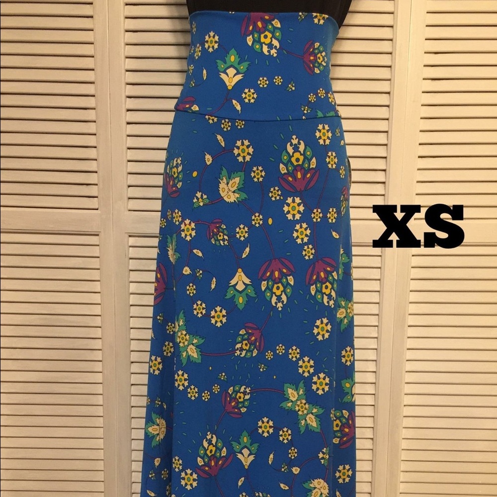 Maxi skirt; can be worn as a dress or skirt!