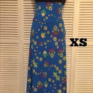 Maxi skirt; can be worn as a dress or skirt!