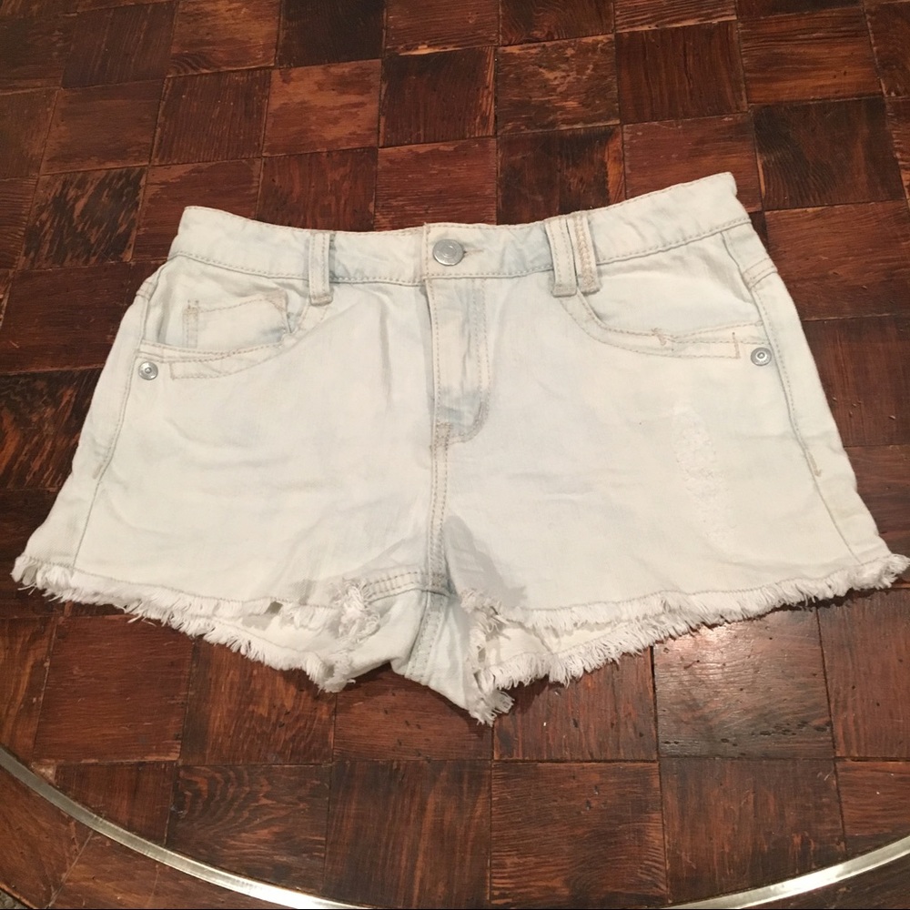 ☀️ Distressed Jean Shorts ☀️
