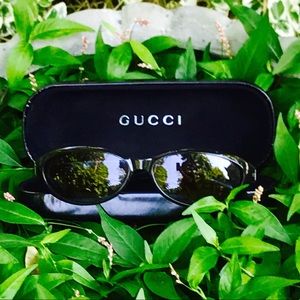 🎉Host Pick 6/3/19🎉Gucci Black Sunglasses & Case!