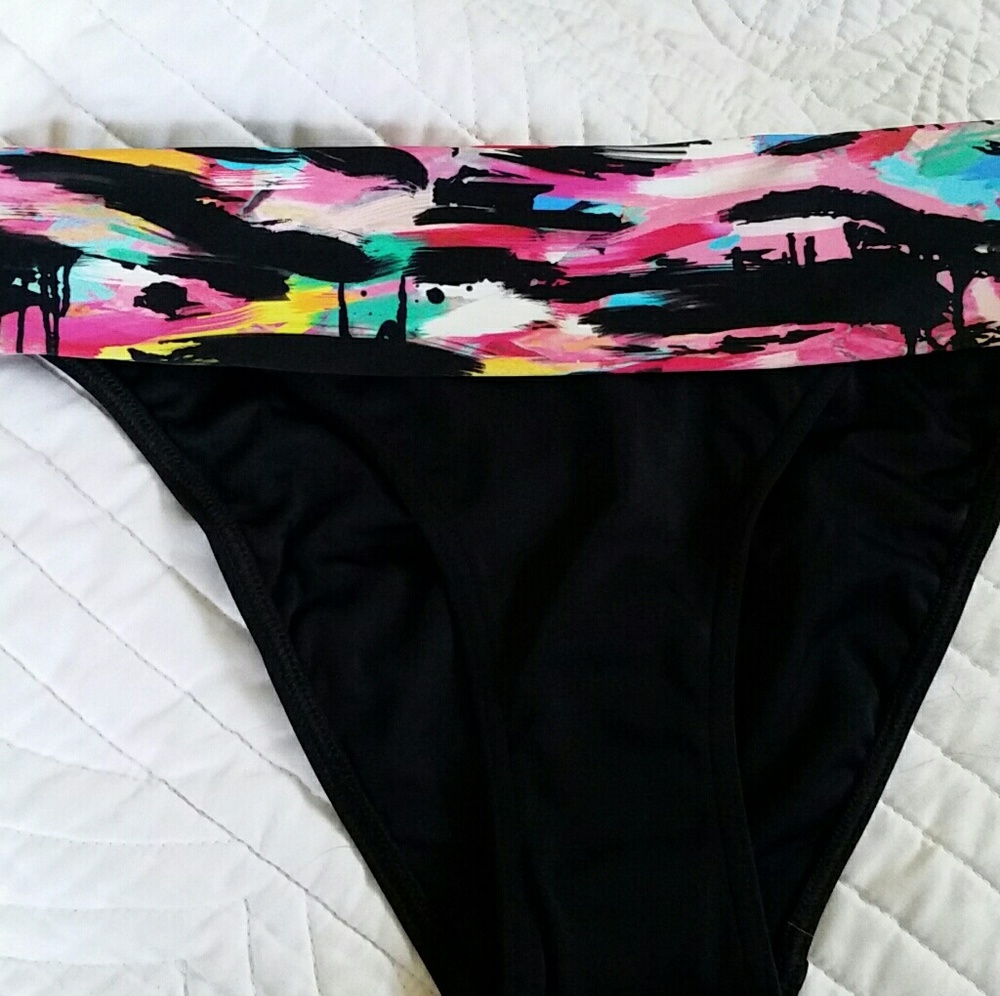 Bikini bottoms