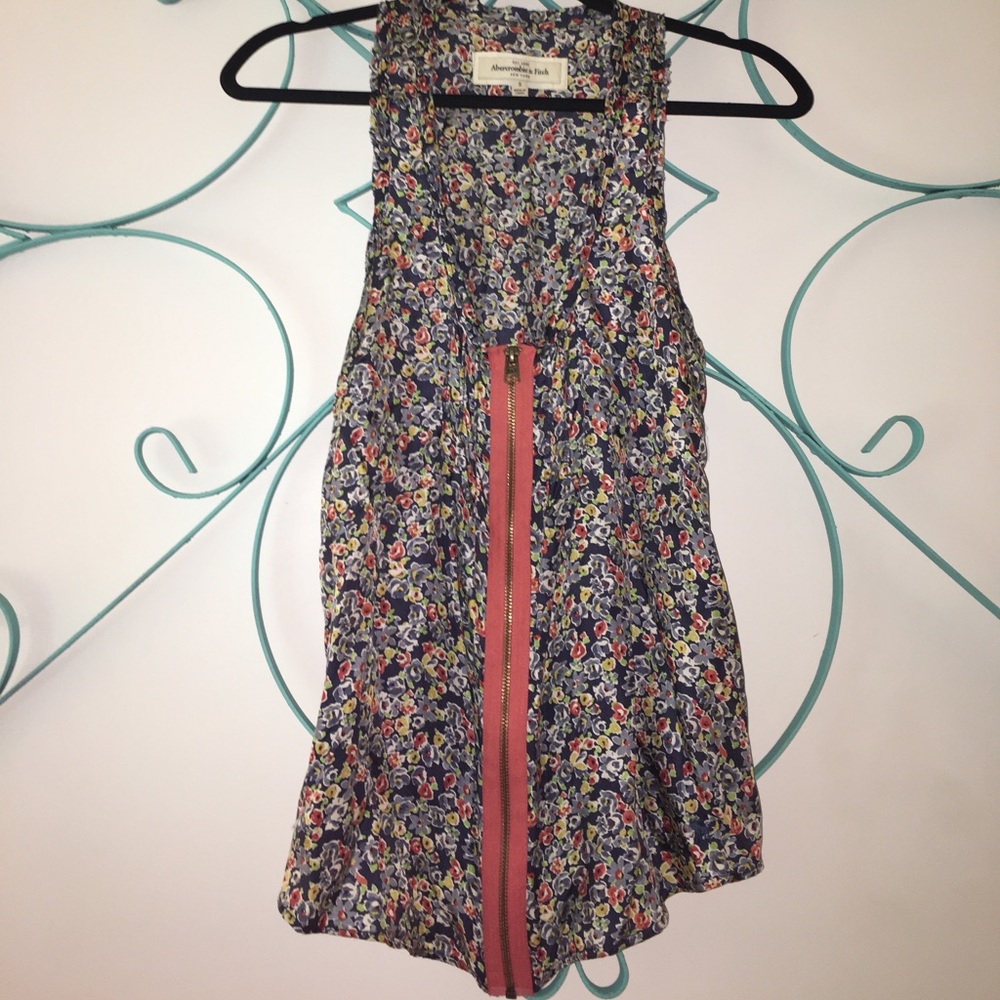 Abercrombie & Fitch floral blouse