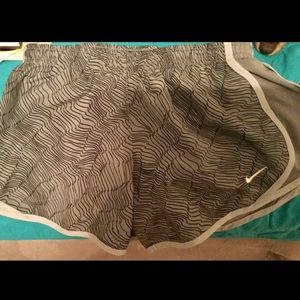 Children's medium Nike shorts!