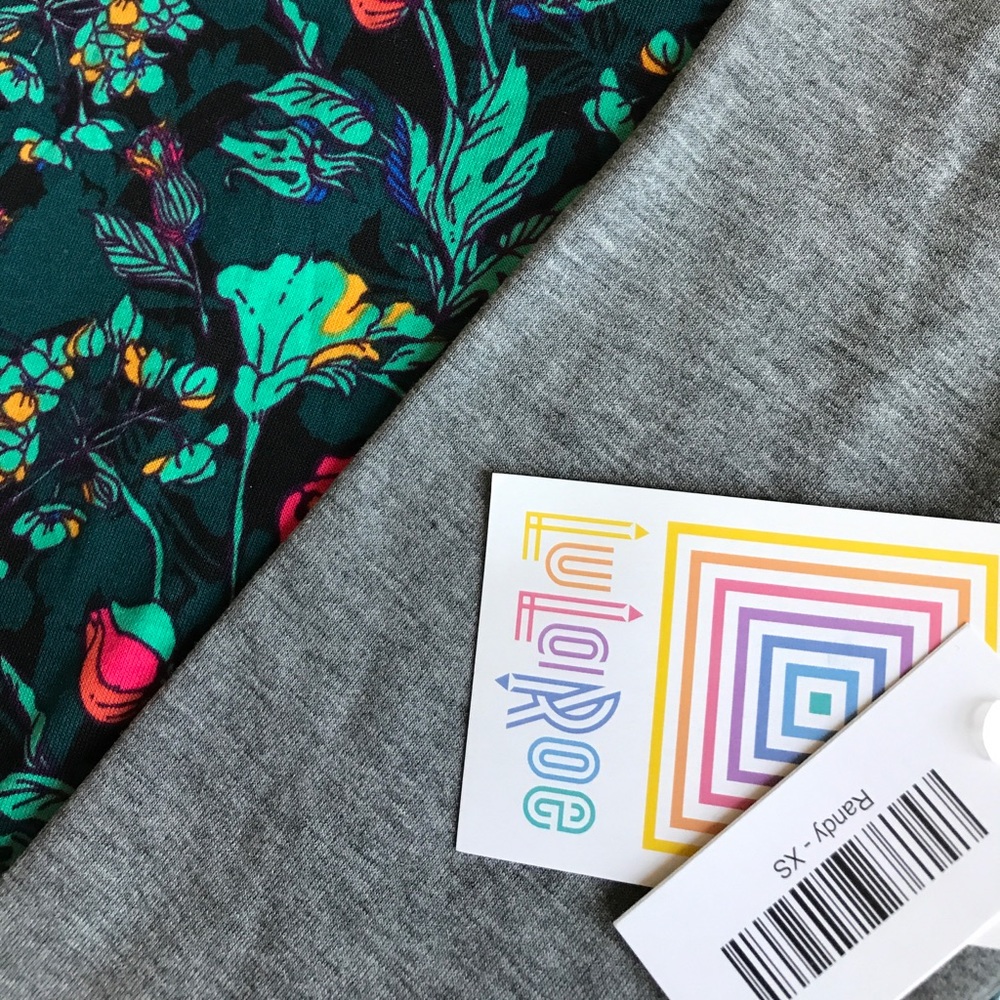 BNWT LULAROE XS RANDY!