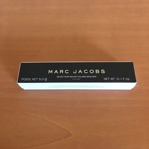 Marc Jacobs Velvet Noir Major Volume Mascara